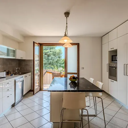 Legnone By Interhome Appartamento *